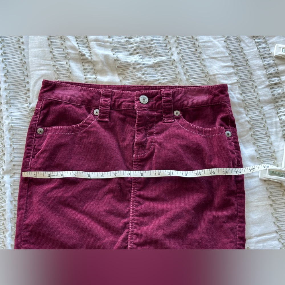 LONDONJEAN by Victoria Secret Burgundy Wine Corduroy Pencil Skirt Y2K era RARE - Picture 7 of 10